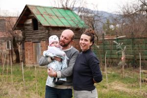 “ქალის და კაცის საქმე არ არსებობს” - “მამების სკოლის” მონაწილე სტერეოტიპების მსხვრევას ცდილობს/”There is no men or women business “- alumni of fathers’ school tries to break stereotypes