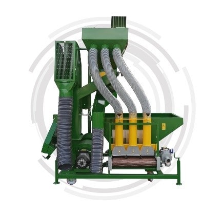Humidity control system for huzelnuts
