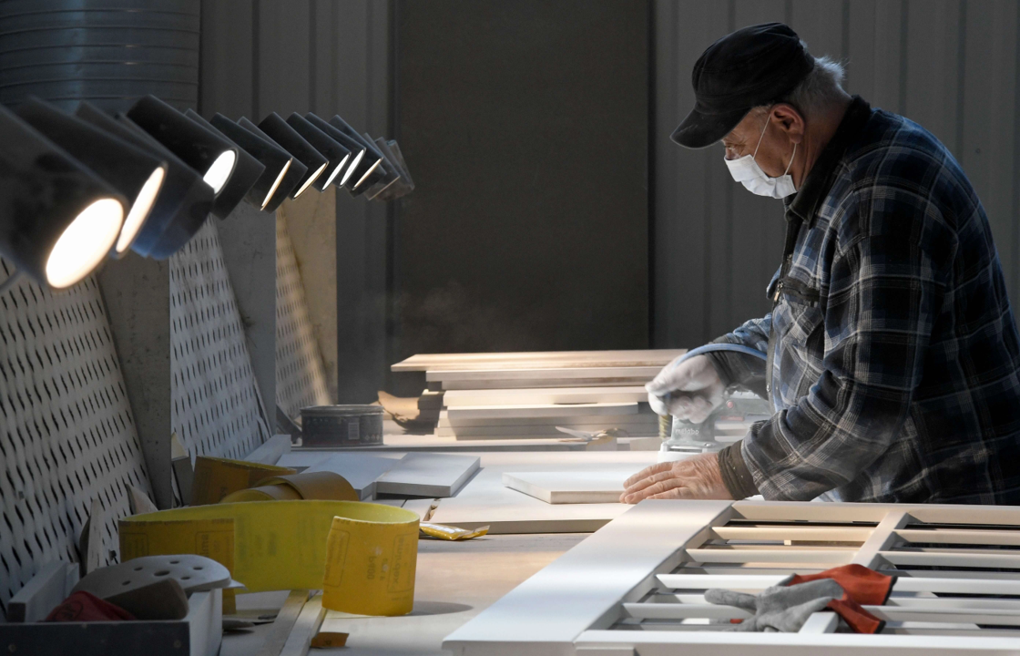 EU4Business and EBRD support furniture maker Innova in EU for